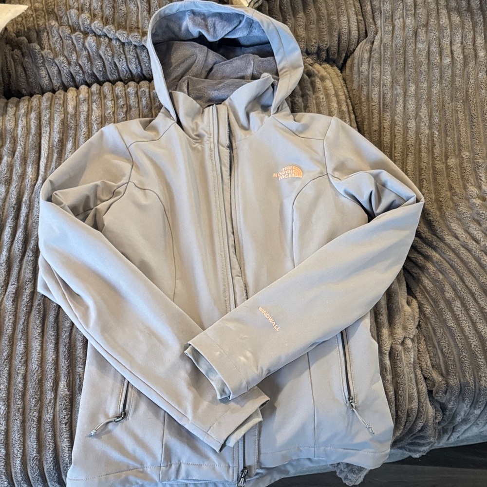 Xs woman’s North Face Light Gray Hooded Jacket